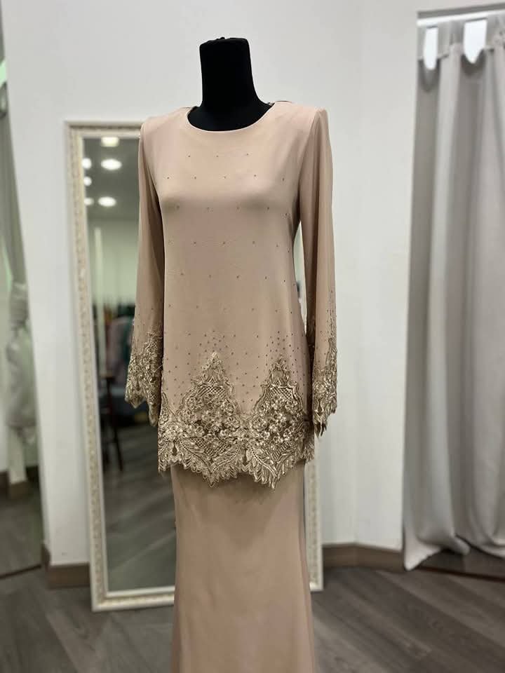 Kurung Modern